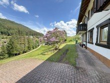 Ruhige und sonnige Wohnlage Wohnen wo anderen Urlaub machen - Gro�z�giges Mehrfamilienhaus in TOP-Lage