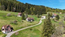 Am Ende des Tonbachtals gelegen Wohnen wo anderen Urlaub machen - Gro�z�giges Mehrfamilienhaus in TOP-Lage