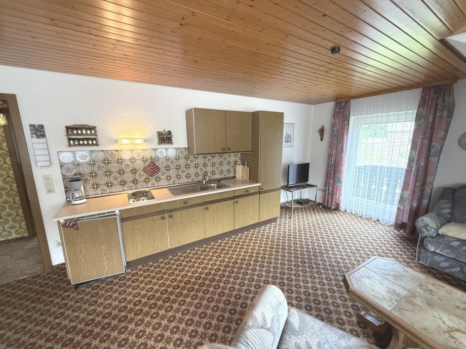 K�chenzeile - Ferienwohnung im DG Mehrfamilienhaus Baiersbronn